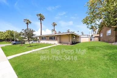 Main picture of 3659 Wilbur St