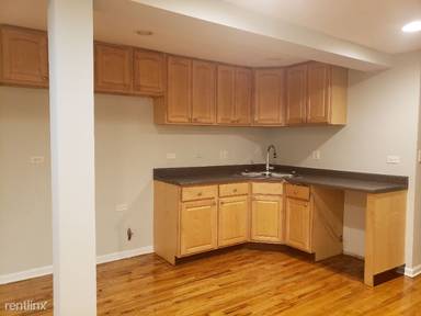 Main picture of 3236 N Clifton Ave