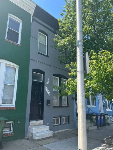 Main picture of 1534 N Stricker St