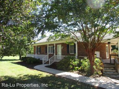 Main picture of 1428 Oak Ridge Rd