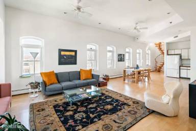 Main picture of 37 Winnisimmet St