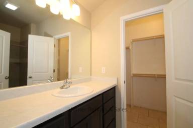 Main picture of 4208 Ivory Ln