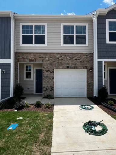 Main picture of 123 N Chubb Rdg