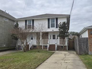 Main picture of 6470 Avenue B