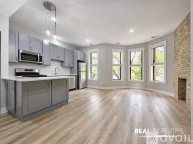 Main picture of 428-438 W Belden Ave