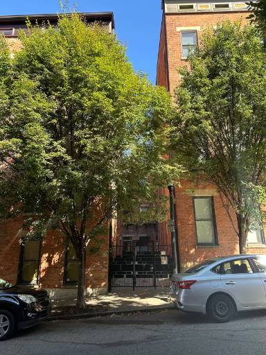 Main picture of 1200 Broadway St