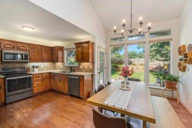 Main picture of 324 SE Bordner Dr