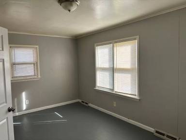 Main picture of 8526 Clifton Ave