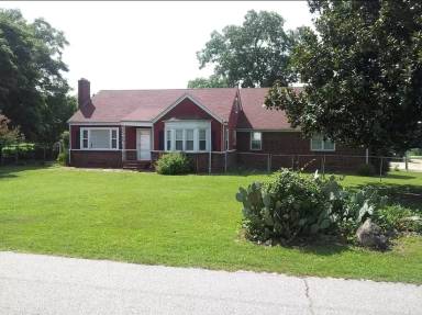 Main picture of 106 Cartee Ave