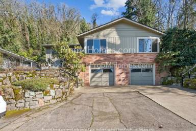 Main picture of 3008 NE 92nd Ave