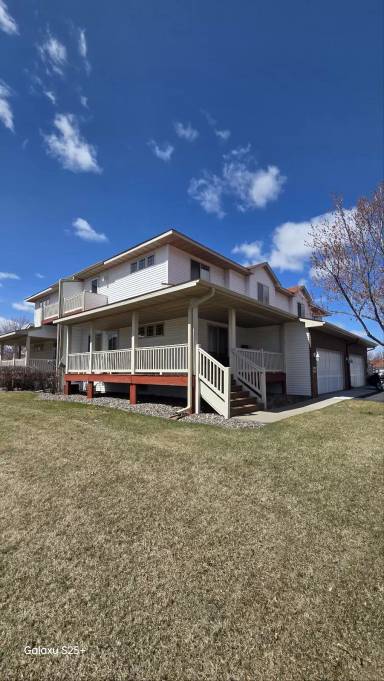Main picture of 8604 Tessman Cir N