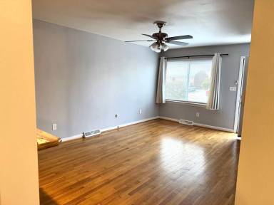 Main picture of 5005 Cay St