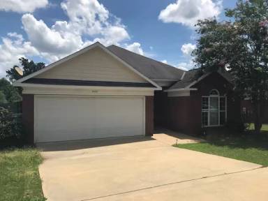 Main picture of 4020 River Rock Way