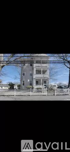 Main picture of 101 Greenwood St