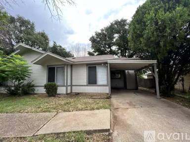 Main picture of 111 Suttonwood Dr
