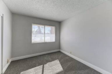 Main picture of 4417 Berkley Ave