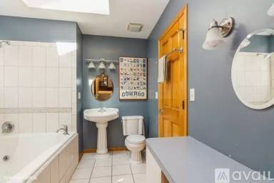 Main picture of 11413 S Washtenaw Ave