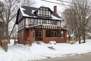 Main picture of 703 Chestnut St