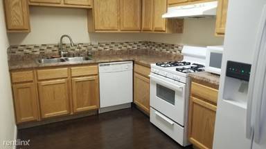 Main picture of 330 N Jackson St