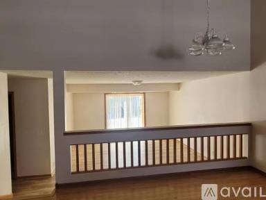 Main picture of 1594 Balinese St