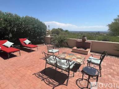 Main picture of 5353 N Camino de la Cumbre