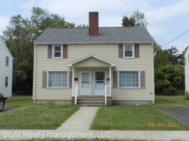 Main picture of 804 Adams St