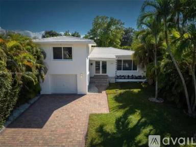 Main picture of 234 Washington Dr