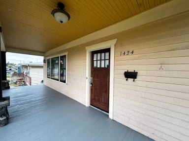Main picture of 1424 W Montgomery Ave
