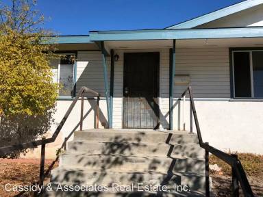 Main picture of 2625 Preece St