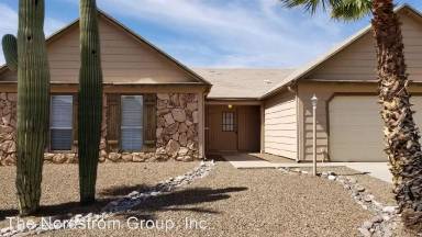 Main picture of 8651 N Newhill Ave