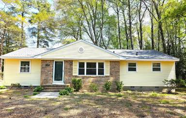 Main picture of 7273 Walston Switch Rd