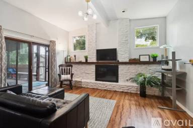Main picture of 3603 Fleetwood Dr