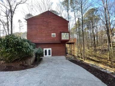 Main picture of 2141 Dayron Cir
