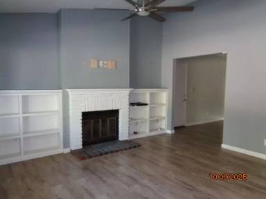 Main picture of 43055 Victorville Pl