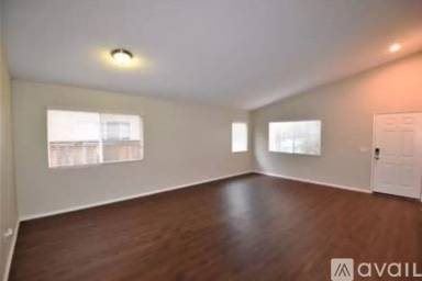 Main picture of 4448 Halfinger Way