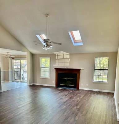 Main picture of 62 Suffolk Dr