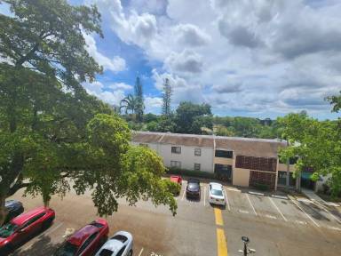 Main picture of Inverrary Gardens