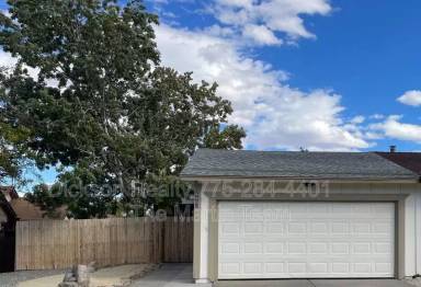 Main picture of 6802 Flower St
