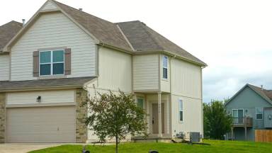 Main picture of 7616 McCoy St