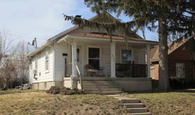 Main picture of 2721 Springmont Ave