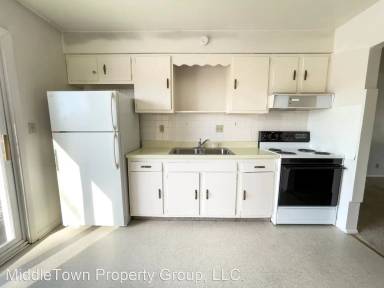 Main picture of 1405 N County Road 500 W