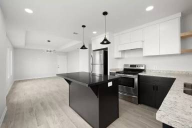 Main picture of 3604 Frio Ave