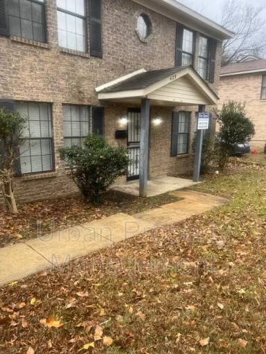 Main picture of 429 Simpson Ave