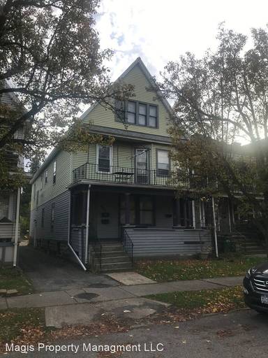 Main picture of 665 W Delavan Ave