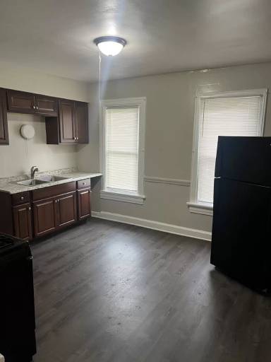 Main picture of 1305 S 21st St