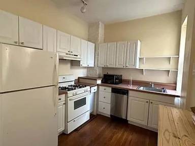 Main picture of 725 S 4th St