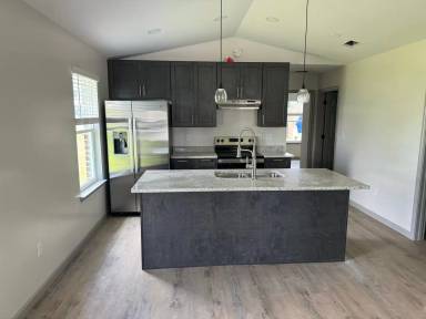 Main picture of 224 Everitt Ave