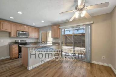 Main picture of 7954 Mission Center Ct