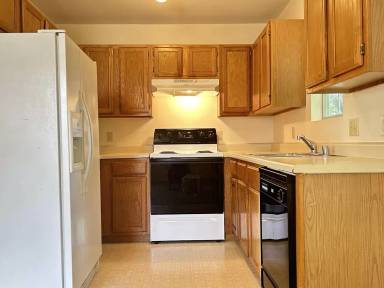 Main picture of 1205 N Oakland Ave