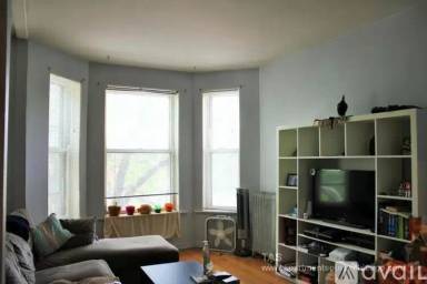 Main picture of 2907 N Mildred Ave